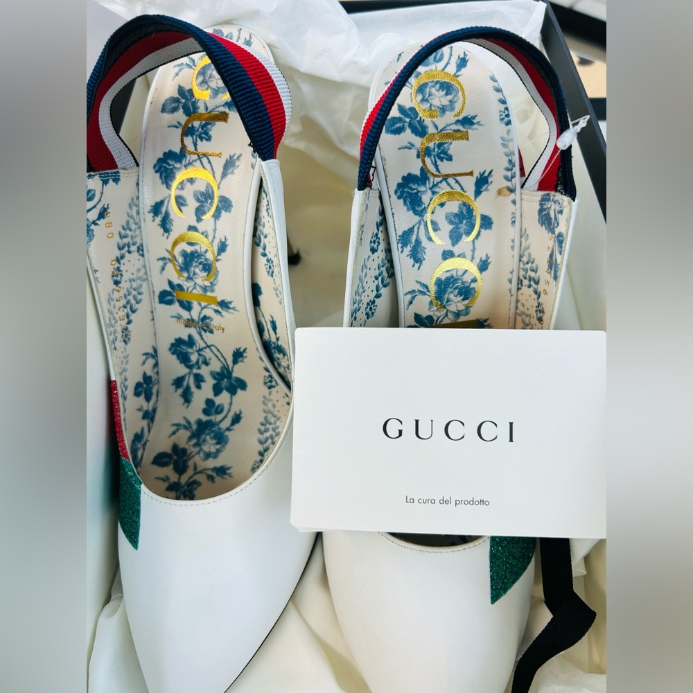 Gucci White Sylvie Slingback Heels Red Green Glitter